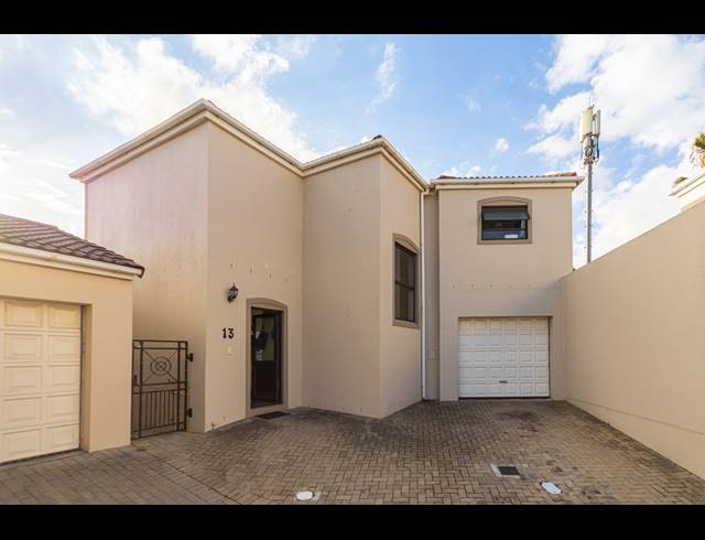 3 BEDROOM FREESTANDING SOLD IN WEST BEACH